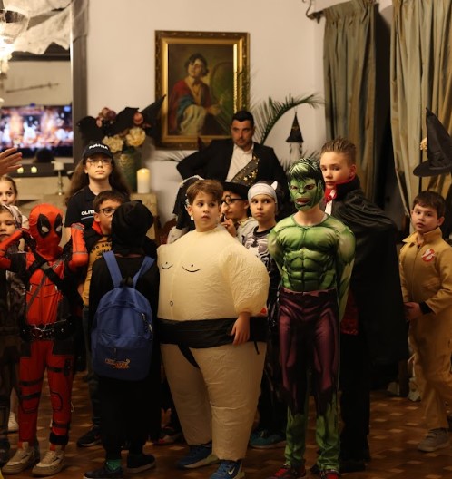 Halloween, EkoGroup Vila, Nicholas Petrescu